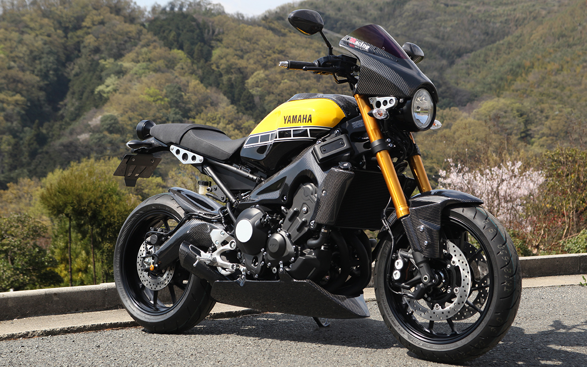 XSR900 マジカルレーシング　カーボンビキニカウル