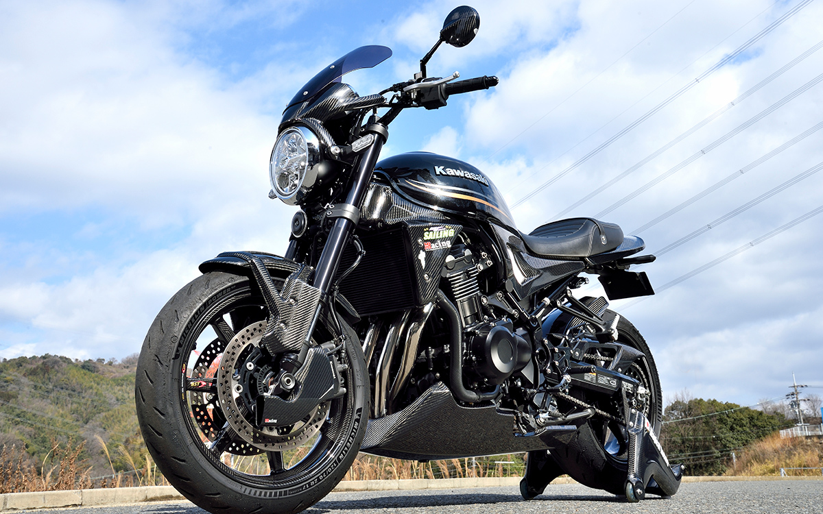 マジカルレーシング　Z900RSテールカウル　平織りカーボン製