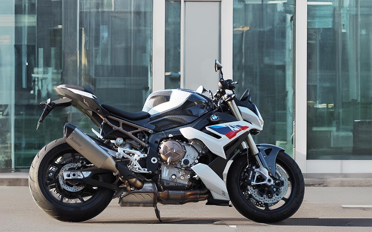 2021- BMW S1000R - MagicalRacing